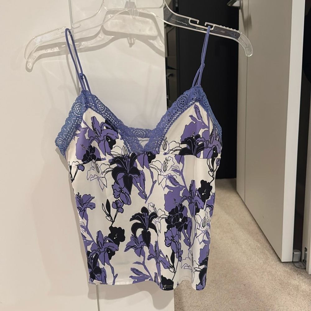Calvin Klein floral print camisole size medium